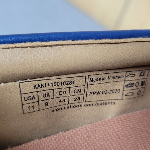 Women's Vionic Kani Slip on Shoes - Picture 3 of 7